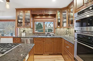 5500 River Bluff Curve, Bloomington, MN 55437 - Photo 11