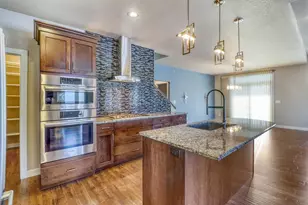 5050 Prosperity Way S, Fargo, ND 58104 - Photo 9