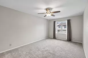 10381 Balsam Ln, Eden Prairie, MN 55347 - Photo 11