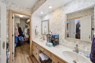 5601 Dewey Hill Rd, Edina, MN 55439 - Photo 25