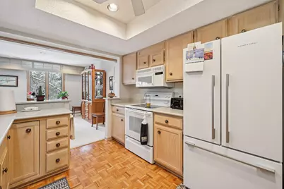 5601 Dewey Hill Road #211, Edina, MN 55439 - Photo 3