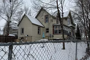 1119 Reaney Ave, Saint Paul, MN 55106 - Photo 1