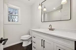 10920 Oak Knoll Terrace N, Hopkins, MN 55305 - Photo 19