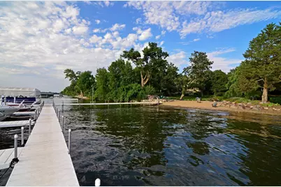 28140 Boulder Bridge Drive, Shorewood, MN 55331 - Photo 23