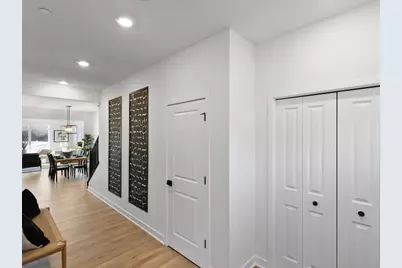 13761 Hollybrook Circle, Apple Valley, MN 55124 - Photo 3