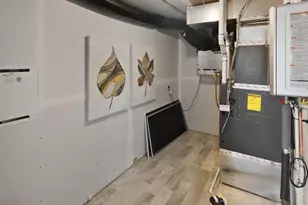 13761 Hollybrook Circle, Apple Valley, MN 55124 - Photo 45