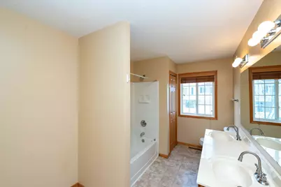 4781 Blaine Avenue #408, Inver Grove Heights, MN 55076 - Photo 33