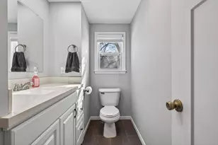 1032 Margaret St, Saint Paul, MN 55106 - Photo 15