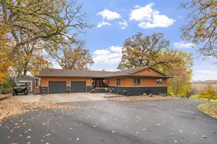 74500 240th St, Albert Lea, MN 56007 - Photo 1