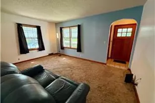 705 N Carver St, Winthrop, MN 55396 - Photo 5