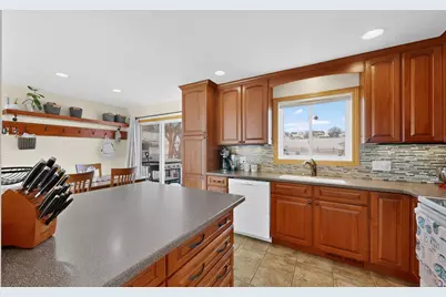 615 Meadow Run Drive SW, Rochester, MN 55902 - Photo 11