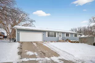 615 Meadow Run Dr SW, Rochester, MN 55902 - Photo 1