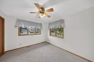 302 Cross St, Lake City, MN 55041 - Photo 29