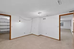 302 Cross St, Lake City, MN 55041 - Photo 39