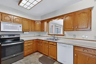 302 Cross St, Lake City, MN 55041 - Photo 19