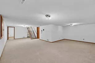 302 Cross St, Lake City, MN 55041 - Photo 29