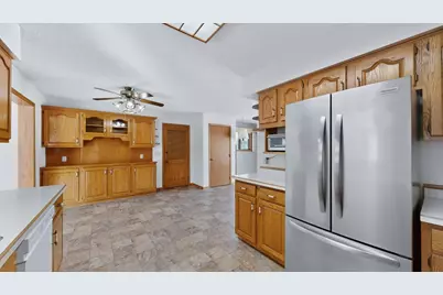 302 Cross Street, Lake City, MN 55041 - Photo 13