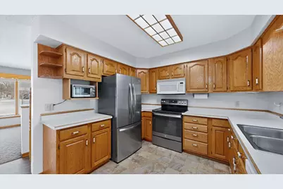 302 Cross Street, Lake City, MN 55041 - Photo 17