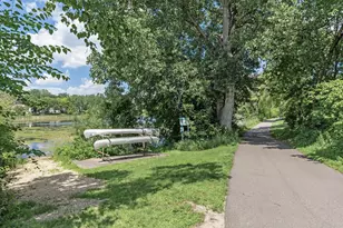 1585 Summit Shores Cir, Burnsville, MN 55306 - Photo 49