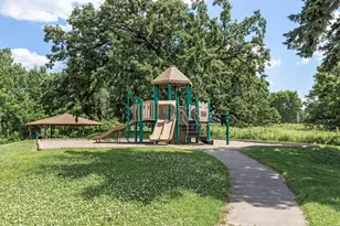 1585 Summit Shores Cir, Burnsville, MN 55306 - Photo 47