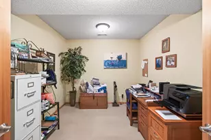 1585 Summit Shores Cir, Burnsville, MN 55306 - Photo 29