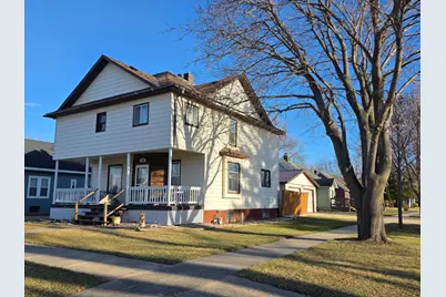 702 4th Street SE, Pipestone, MN 56164 - Photo 1