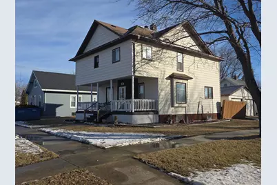 702 4th Street SE, Pipestone, MN 56164 - Photo 1