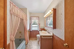 515 County Rd B E, Maplewood, MN 55117 - Photo 15