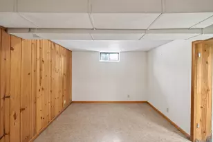 515 County Rd B E, Maplewood, MN 55117 - Photo 21