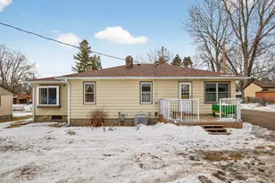 515 County Rd B E, Maplewood, MN 55117 - Photo 29