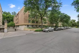 1770 Bryant Ave S, Minneapolis, MN 55403 - Photo 25