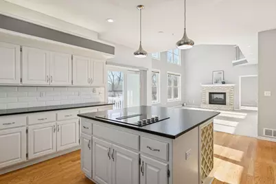 1082 Tamberwood Court, Woodbury, MN 55125 - Photo 9