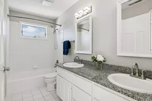 1082 Tamberwood Ct, Woodbury, MN 55125 - Photo 45