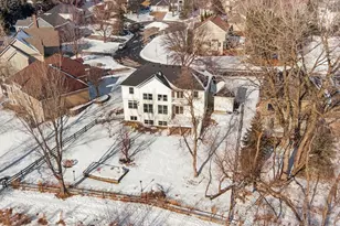 1082 Tamberwood Ct, Woodbury, MN 55125 - Photo 3