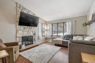 4397 Arden View Ct, Arden Hills, MN 55112 - Photo 5