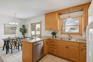 8824 41st Ave N, New Hope, MN 55427 - Photo 13