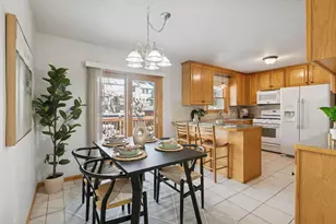 8824 41st Ave N, New Hope, MN 55427 - Photo 3