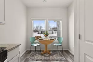 445 Wildflower Ln, Waverly, MN 55390 - Photo 11