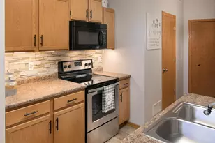 14103 Plymouth Ave, Burnsville, MN 55337 - Photo 7