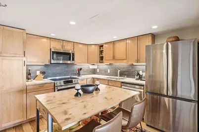 110 1st Avenue NE #F803, Minneapolis, MN 55413 - Photo 23