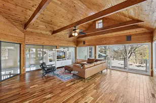 1063 Langston Ct, Shakopee, MN 55379 - Photo 5