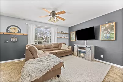 530 Jackson Street SW, Hutchinson, MN 55350 - Photo 9