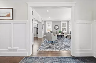 5204 Glengarry Pkwy, Edina, MN 55436 - Photo 9