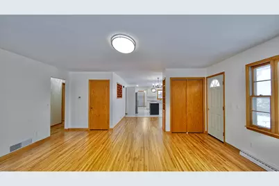 124 Cedar Street SE, Mazeppa, MN 55956 - Photo 5