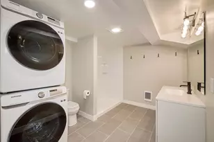 1708 Brook Ave SE, Minneapolis, MN 55414 - Photo 15