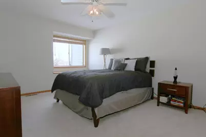 7337 Bond Way #18, Inver Grove Heights, MN 55076 - Photo 11