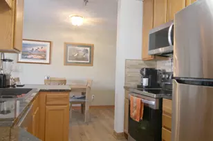 7337 Bond Way, Inver Grove Heights, MN 55076 - Photo 5