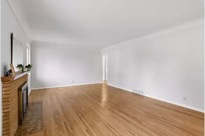 10013 Fremont Avenue S, Minneapolis, MN 55431 - Photo 3