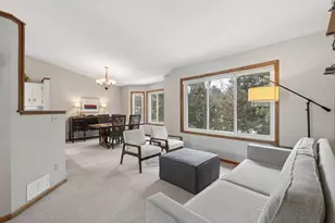 7886 Dempsey Way, Inver Grove Heights, MN 55076 - Photo 9