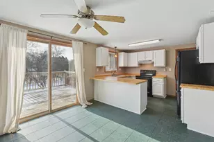 890 Maple Dr, Osceola, WI 54020 - Photo 5